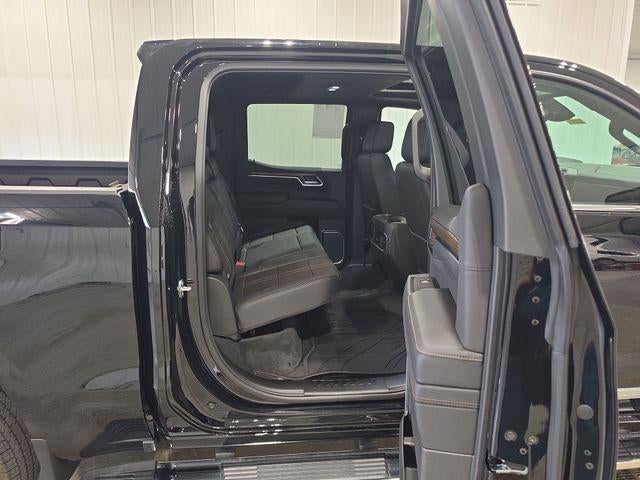 2023 Chevrolet Silverado 1500 Crew Cab Short Box 4-Wheel Drive High Country