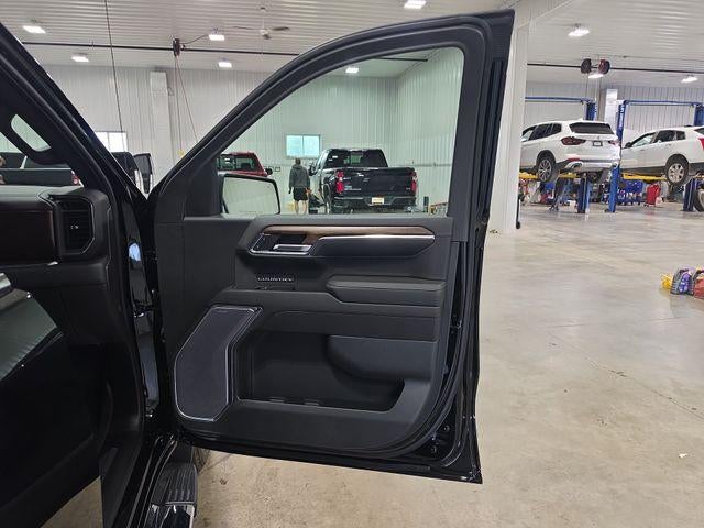 2023 Chevrolet Silverado 1500 Crew Cab Short Box 4-Wheel Drive High Country