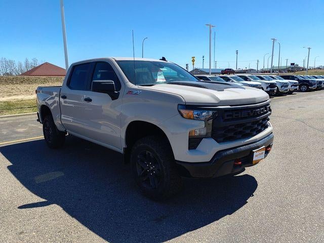 2026 Chevrolet Silverado 1500 Crew Cab Short Box 4-Wheel Drive Custom Trail Boss