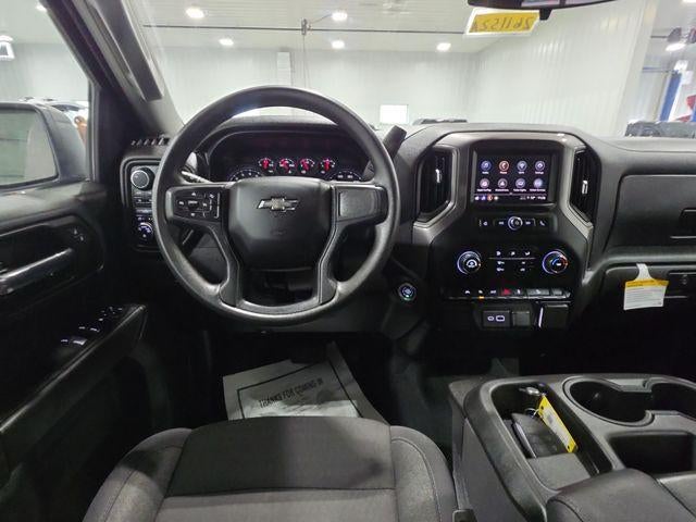 2025 Chevrolet Silverado 1500 Crew Cab Short Box 4-Wheel Drive Custom Trail Boss