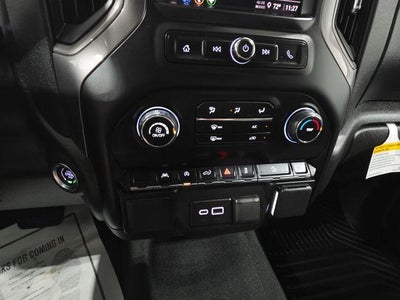 2025 Chevrolet Silverado 1500 Crew Cab Short Box 4-Wheel Drive Custom Trail Boss