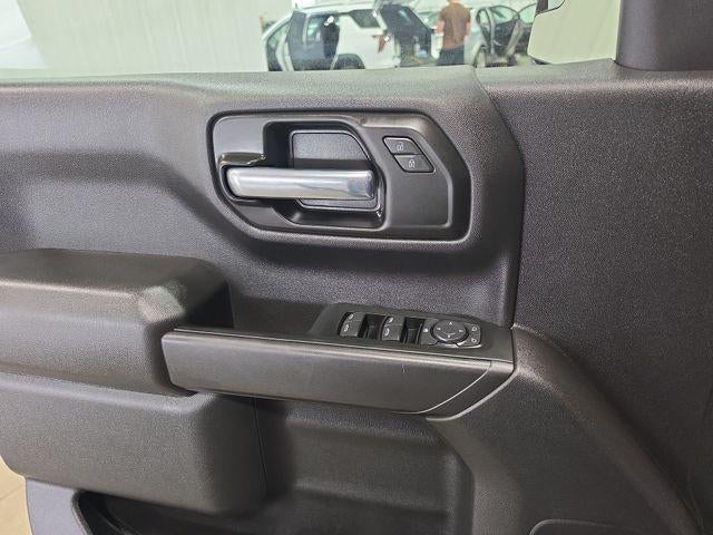 2025 Chevrolet Silverado 1500 Crew Cab Short Box 4-Wheel Drive Custom Trail Boss