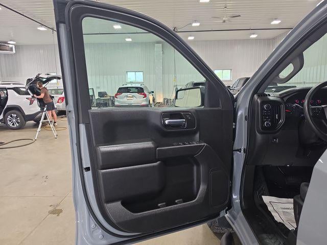 2025 Chevrolet Silverado 1500 Crew Cab Short Box 4-Wheel Drive Custom Trail Boss