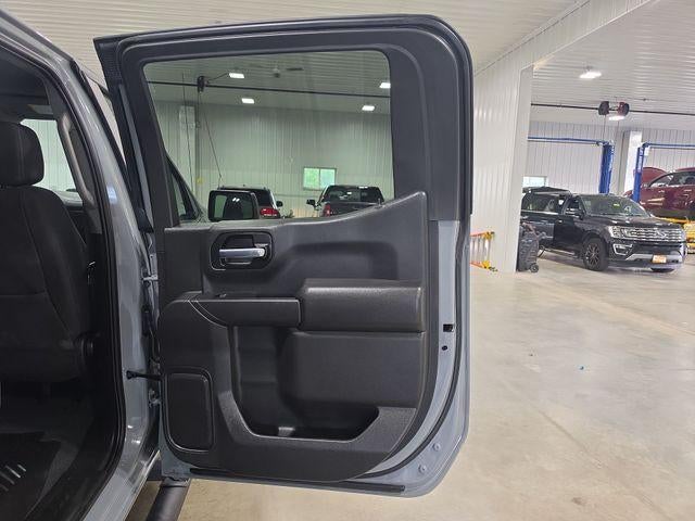 2025 Chevrolet Silverado 1500 Crew Cab Short Box 4-Wheel Drive Custom Trail Boss