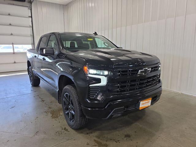 Used 2025 Chevrolet Silverado 1500 LT Trail Boss with VIN 3GCUKFED2SG115823 for sale in Glenwood, Minnesota