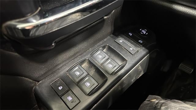 2014 Chevrolet Silverado 1500 Crew Cab Short Box 4-Wheel Drive LT w/1LT