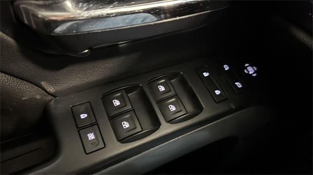 2016 Chevrolet Silverado 1500 Crew Cab Short Box 4-Wheel Drive LT Z71