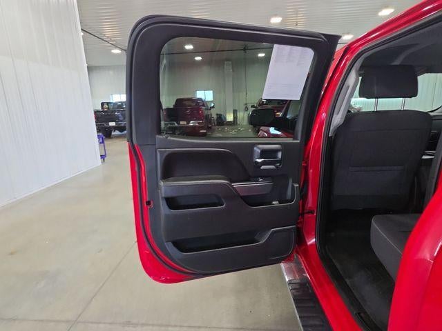 2017 Chevrolet Silverado 1500 Crew Cab Standard Box 4-Wheel Drive LT
