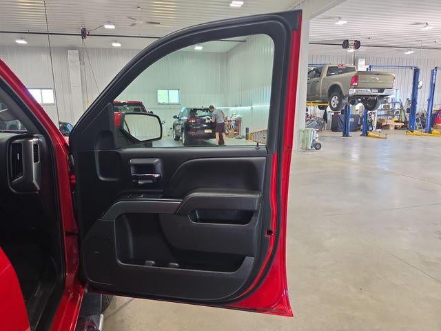 2017 Chevrolet Silverado 1500 Crew Cab Standard Box 4-Wheel Drive LT