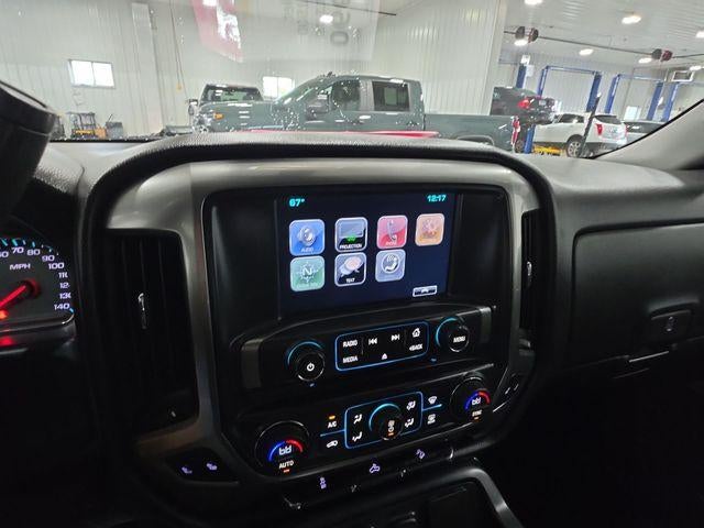 2015 Chevrolet Silverado 1500 Crew Cab Standard Box 4-Wheel Drive LT Z71