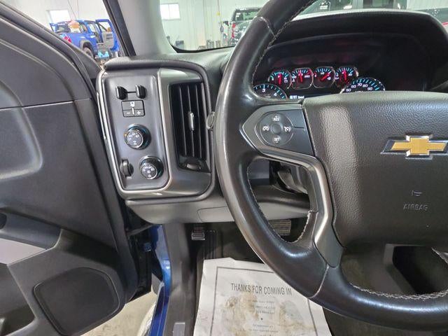 2015 Chevrolet Silverado 1500 Crew Cab Standard Box 4-Wheel Drive LT Z71
