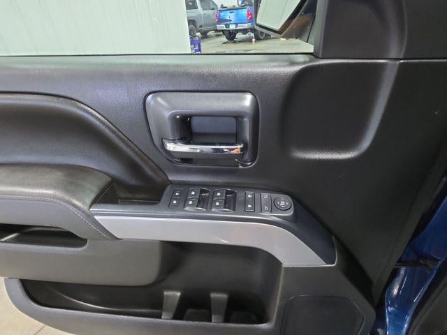 2015 Chevrolet Silverado 1500 Crew Cab Standard Box 4-Wheel Drive LT Z71