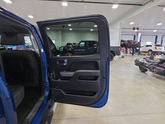 2015 Chevrolet Silverado 1500 Crew Cab Standard Box 4-Wheel Drive LT Z71