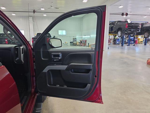 2018 Chevrolet Silverado 1500 Crew Cab Short Box 4-Wheel Drive LT Z71
