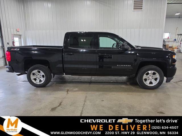 2017 Chevrolet Silverado 1500 Crew Cab Short Box 4-Wheel Drive LT Z71
