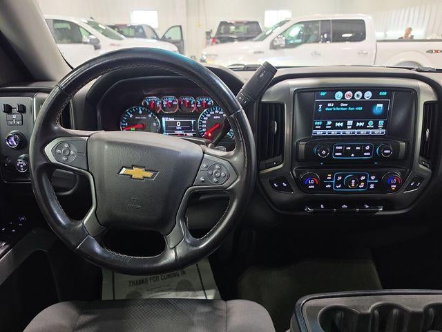 2017 Chevrolet Silverado 1500 Crew Cab Short Box 4-Wheel Drive LT Z71