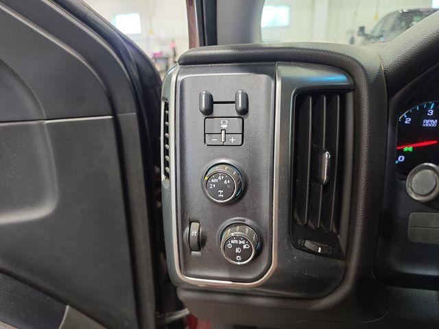 2014 Chevrolet Silverado 1500 Crew Cab Short Box 4-Wheel Drive LT w/1LT