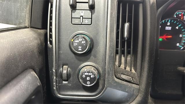 2015 Chevrolet Silverado 1500 Crew Cab Short Box 4-Wheel Drive LT