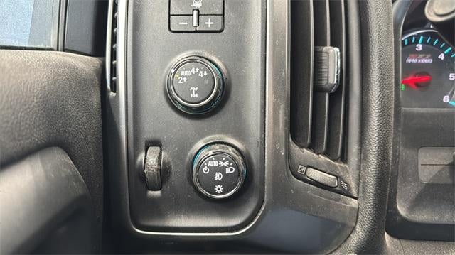 2017 Chevrolet Silverado 1500 Crew Cab Short Box 4-Wheel Drive LT Z71