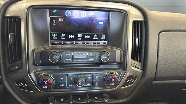 2017 Chevrolet Silverado 1500 Crew Cab Short Box 4-Wheel Drive LT Z71