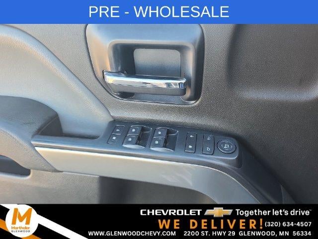 2014 Chevrolet Silverado 1500 Crew Cab Standard Box 4-Wheel Drive LT w/1LT