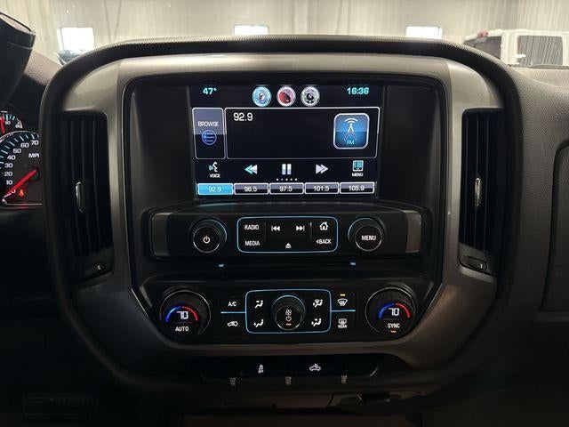 2014 Chevrolet Silverado 1500 Crew Cab Short Box 4-Wheel Drive LT w/1LT