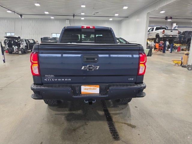2018 Chevrolet Silverado 1500 Crew Cab Short Box 4-Wheel Drive LTZ Z71