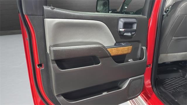 2018 Chevrolet Silverado 1500 Crew Cab Standard Box 4-Wheel Drive LTZ