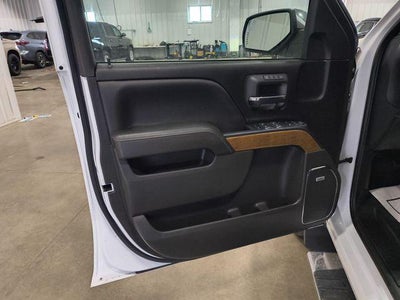 2017 Chevrolet Silverado 1500 Crew Cab Short Box 4-Wheel Drive LTZ