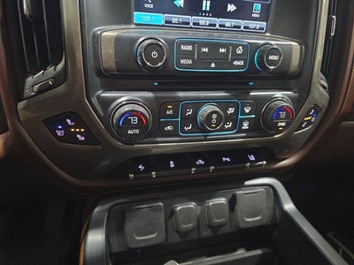 2015 Chevrolet Silverado 1500 Crew Cab Short Box 4-Wheel Drive High Country