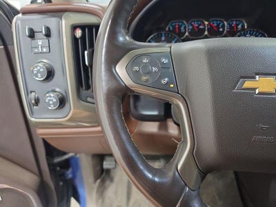 2015 Chevrolet Silverado 1500 Crew Cab Short Box 4-Wheel Drive High Country