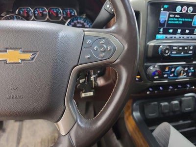 2015 Chevrolet Silverado 1500 Crew Cab Short Box 4-Wheel Drive High Country