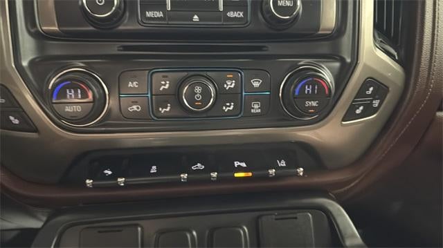 2014 Chevrolet Silverado 1500 Crew Cab Short Box 4-Wheel Drive High Country