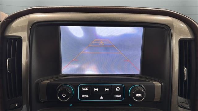 2014 Chevrolet Silverado 1500 Crew Cab Short Box 4-Wheel Drive High Country