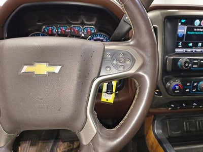 2014 Chevrolet Silverado 1500 Crew Cab Standard Box 4-Wheel Drive High Country