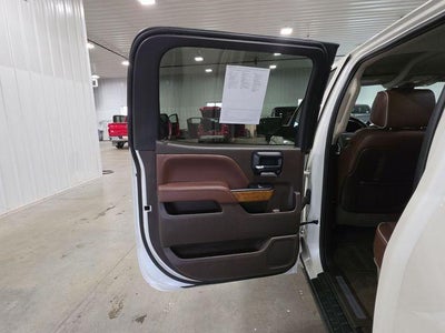 2014 Chevrolet Silverado 1500 Crew Cab Standard Box 4-Wheel Drive High Country