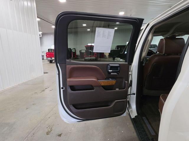 2014 Chevrolet Silverado 1500 Crew Cab Standard Box 4-Wheel Drive High Country
