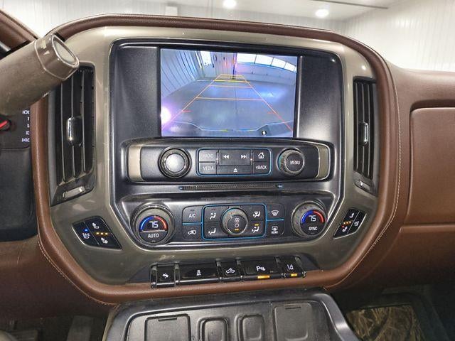 2014 Chevrolet Silverado 1500 Crew Cab Standard Box 4-Wheel Drive High Country