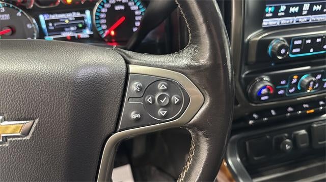 2018 Chevrolet Silverado 1500 Crew Cab Short Box 4-Wheel Drive High Country