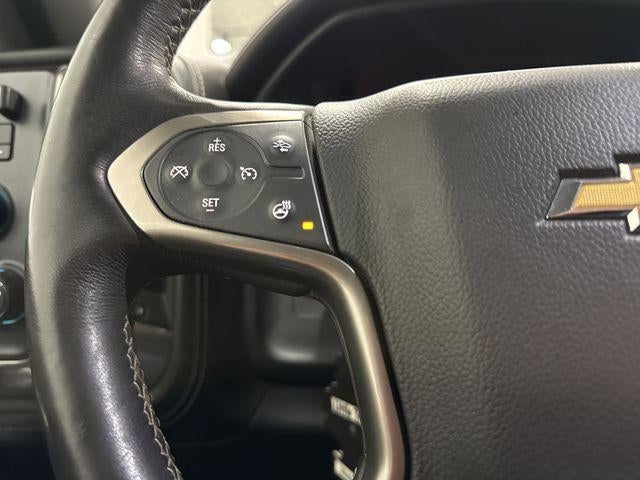 2017 Chevrolet Silverado 1500 Crew Cab Short Box 4-Wheel Drive High Country