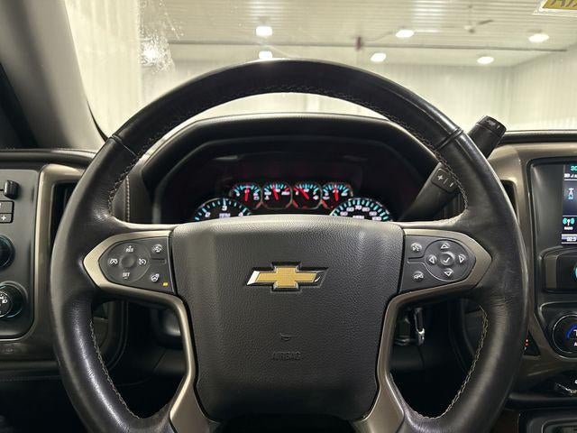 2017 Chevrolet Silverado 1500 Crew Cab Short Box 4-Wheel Drive High Country