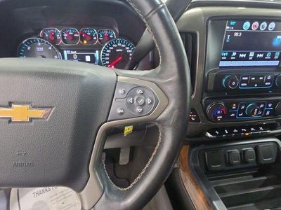2017 Chevrolet Silverado 1500 Crew Cab Short Box 4-Wheel Drive High Country