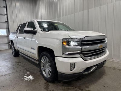 2017 Chevrolet Silverado 1500 Crew Cab Short Box 4-Wheel Drive High Country