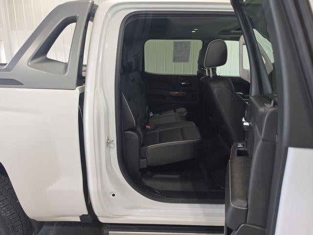 2017 Chevrolet Silverado 1500 Crew Cab Short Box 4-Wheel Drive High Country