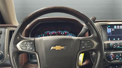 2015 Chevrolet Silverado 1500 Crew Cab Standard Box 4-Wheel Drive High Country