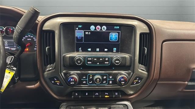 2015 Chevrolet Silverado 1500 Crew Cab Standard Box 4-Wheel Drive High Country