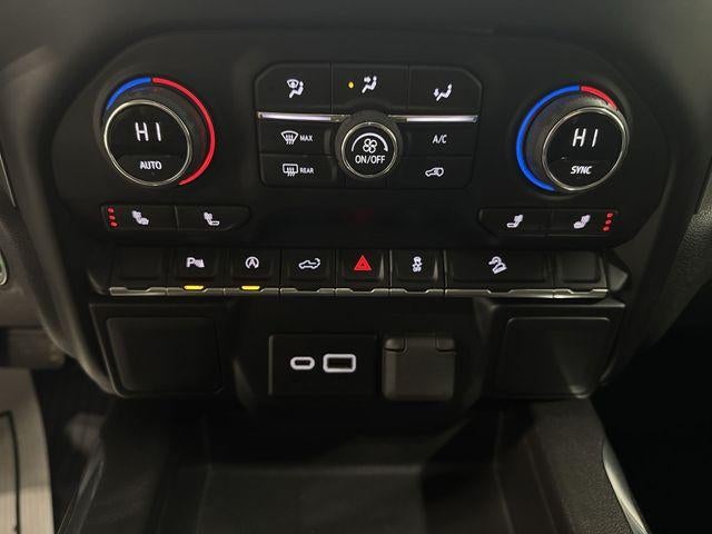 2022 Chevrolet Silverado 1500 LTD Crew Cab Short Box 4-Wheel Drive RST