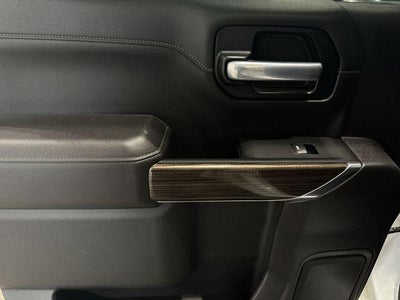 2022 Chevrolet Silverado 1500 LTD Crew Cab Short Box 4-Wheel Drive RST