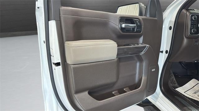 2022 Chevrolet Silverado 1500 LTD Crew Cab Short Box 4-Wheel Drive LTZ