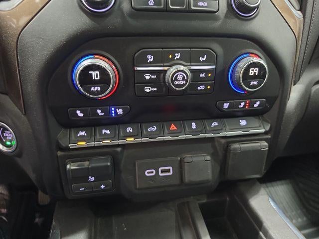 2021 Chevrolet Silverado 1500 Crew Cab Standard Box 4-Wheel Drive High Country